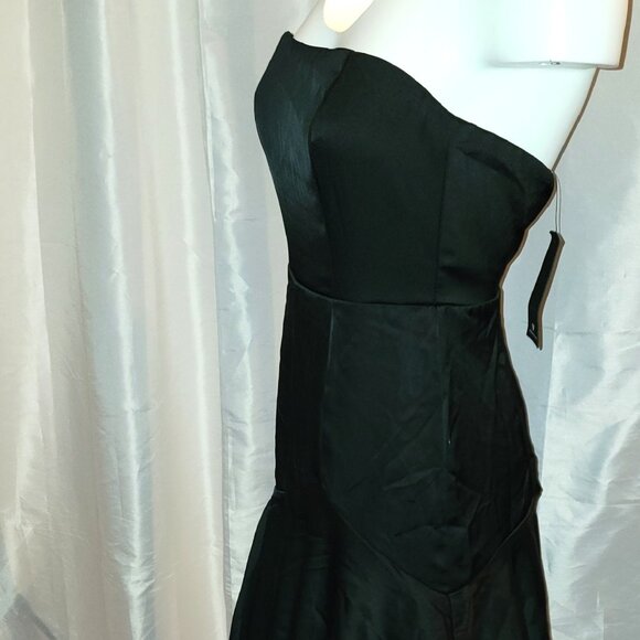 NWT Lulus Women's Size Small Black Tiered Ruffle Gown - Picture 3 of 6